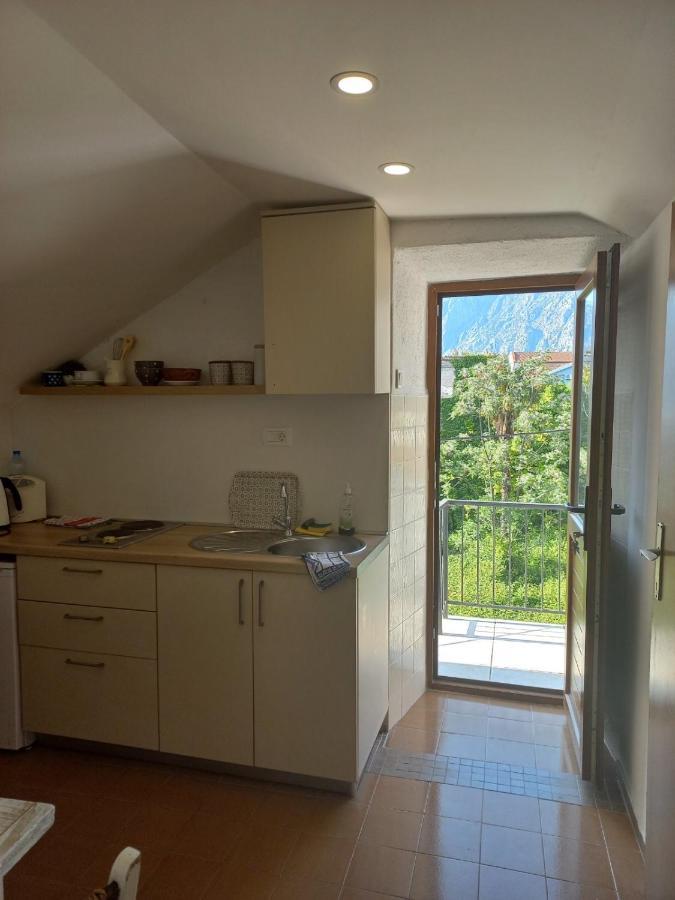 Mansarda Apartment Котор Екстериор снимка